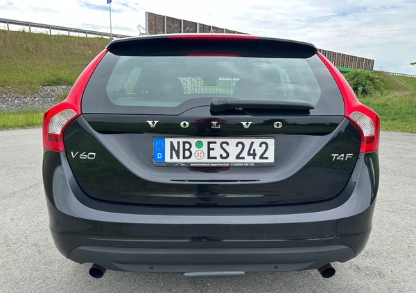 Volvo V60 cena 39800 przebieg: 149000, rok produkcji 2013 z Inowrocław małe 562